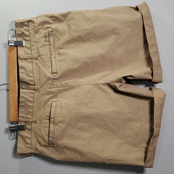 Izod shorts men's size 32 tan lightweight fabric shorts - Picture 9 of 10